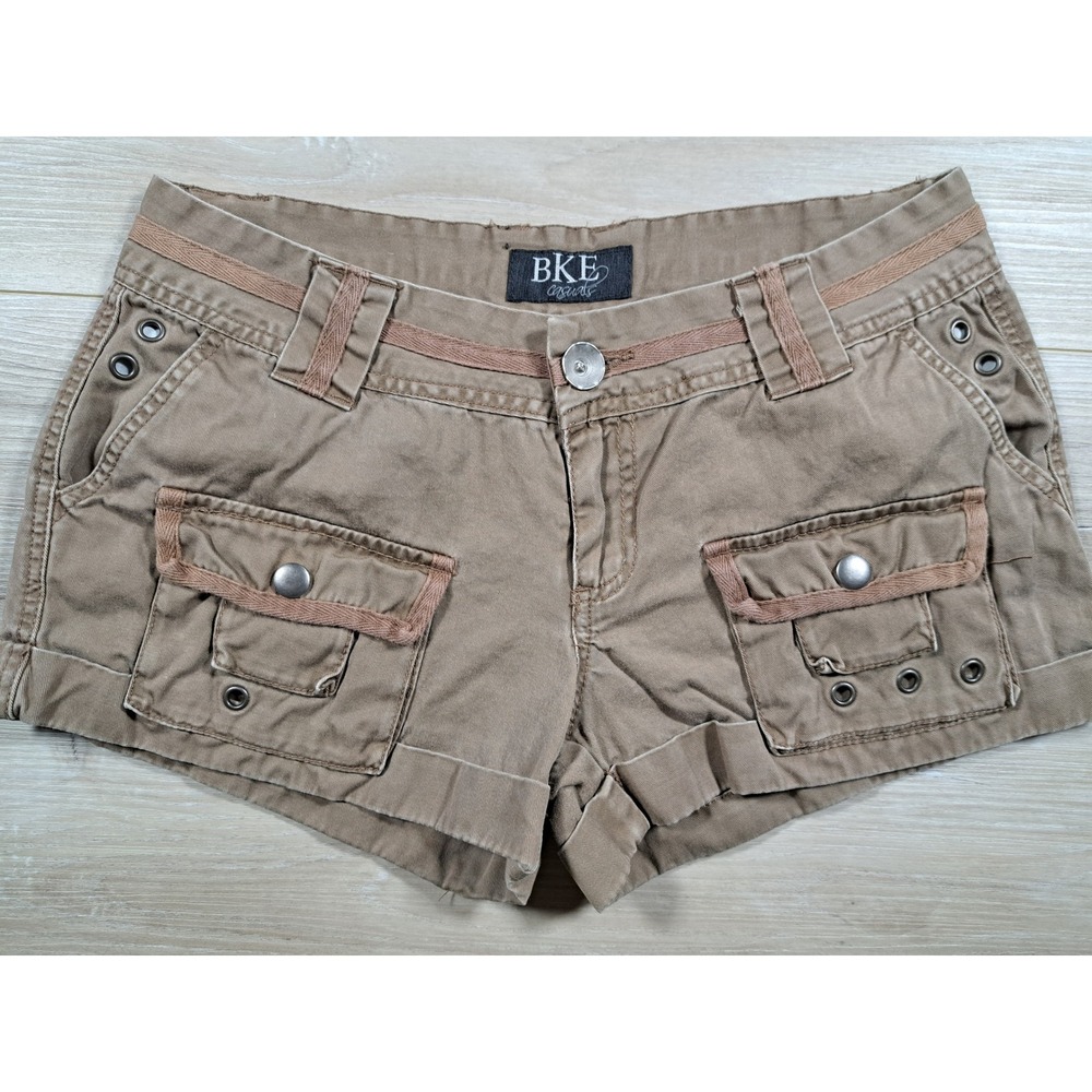 BKE Casuals Parker Khaki Brown Cargo Shorts Womens 29 Low Rise Grommet Utility